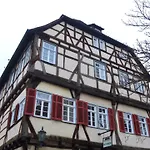 In Nonnenhaus *
